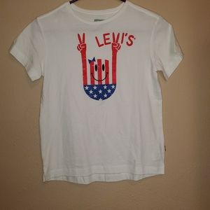 Levi's tshirt